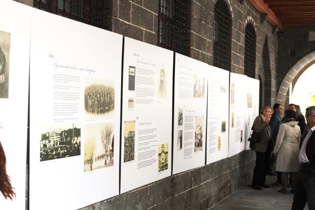 BEARING WITNESS TO THE LOST HISTORY OF AN ARMENIAN FAMILY - Fotoğraflar